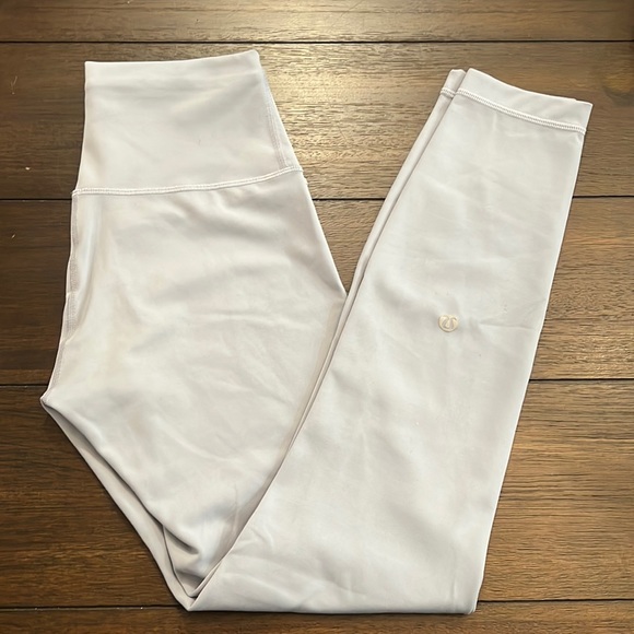 Lululemon Wunder-Train Leggings, 25” - Picture 2 of 4